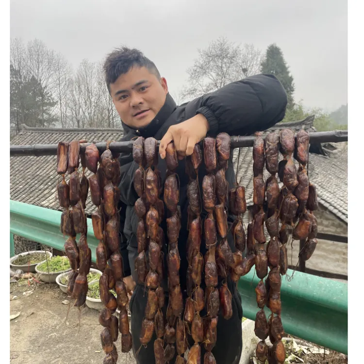 排骨香肠 贵州农村烟熏排骨香肠