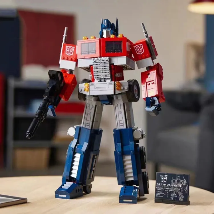 擎天柱积木模型机器人变形机甲金刚汽车男孩拼装益智玩具礼物