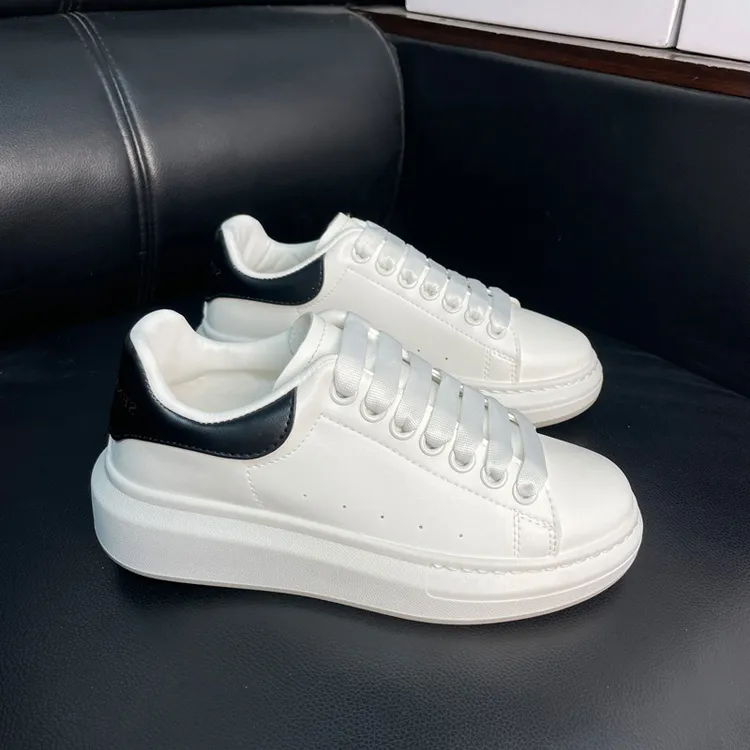 SENMA/森马黑尾厚底情侣小白鞋潮流百搭休闲运动板鞋增高松糕鞋女商品图