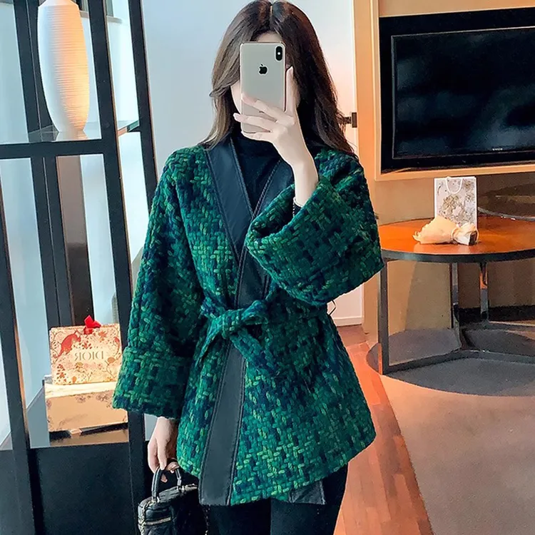 大码小香风外套春秋季V领斗篷式小个子网红韩版洋气毛呢大衣女