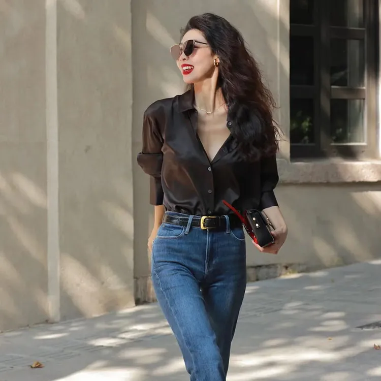 港风复古黑色衬衫女春夏装时尚洋气垂感上衣高级感醋酸绸缎面衬衣