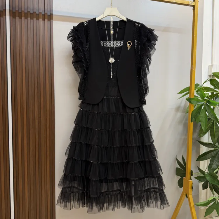 新款大码女装欧货时尚气质飞飞袖网纱拼接外套吊带连衣裙两件套