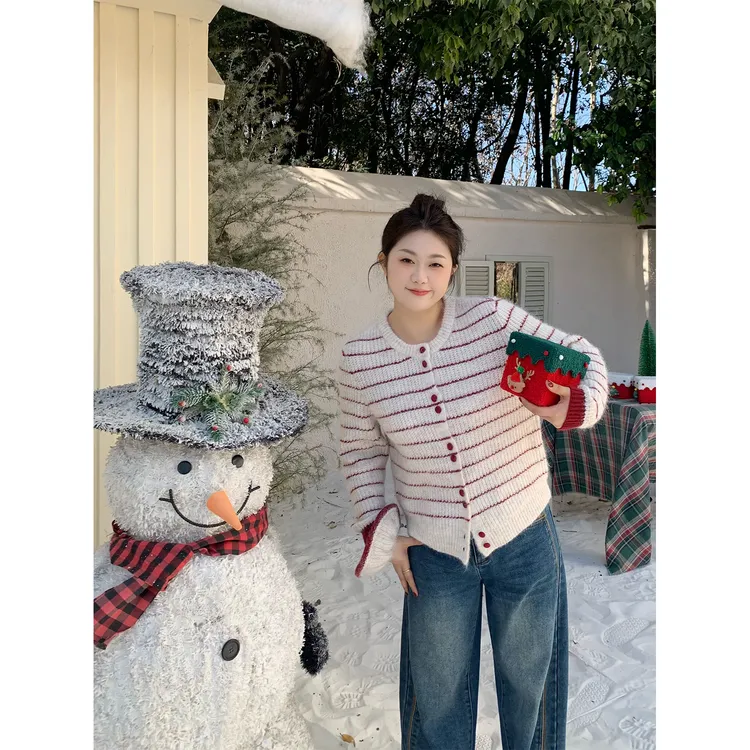 裂渡宣宣【小欢喜】撞色条纹毛衣女冬百搭显瘦软糯针织衫ZY511A50