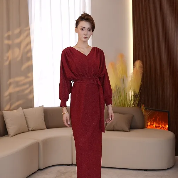 「沉雅」时尚慵懒松弛感收腰优雅长裙复古v领连衣裙