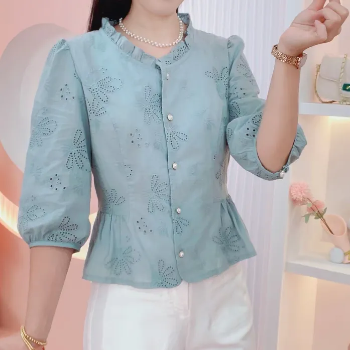 早秋七分袖绣花时尚甜美洋气衬衫爆款2025百搭遮肉显瘦减龄女上衣