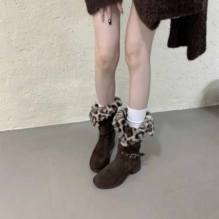 复古豹纹两穿小众骑士靴女2025冬绒面皮带扣长筒靴毛毛棉鞋雪地靴
