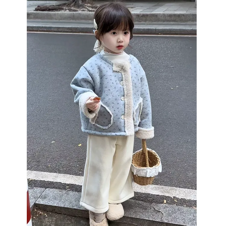 女童毛毛外套冬季2025新款洋气女孩宝宝蓝色碎花外套加绒保暖上衣