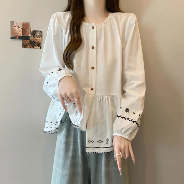 大码遮肚子法式重工刺绣长袖衬衫女春秋胖MM宽松显瘦百搭洋气上衣