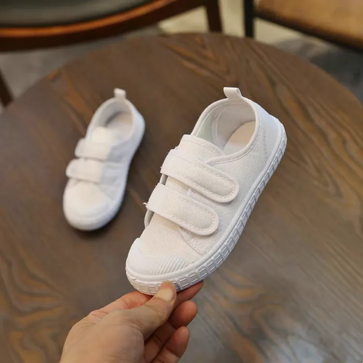 小白鞋男童帆布鞋女童运动鞋儿童白布鞋幼儿园室内小学生白色球鞋