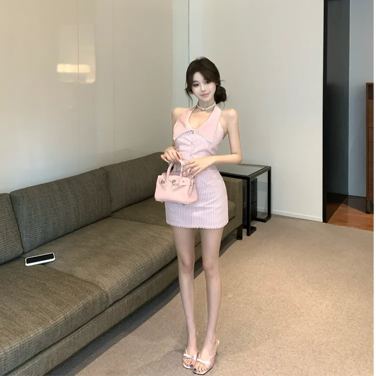 夏季薄款女套装纯欲风辣妹条纹挂脖背心马甲上衣+短款包臀半身裙 