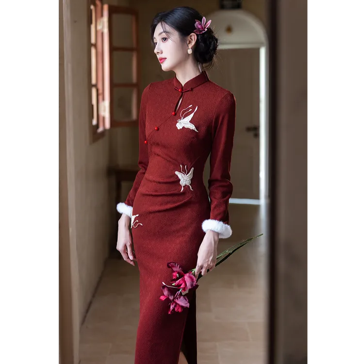 苏故里【蝶舞】冬季新款修身显瘦气质女人味红色米白色旗袍弹力保暖