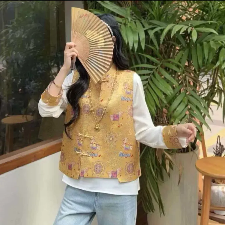 2026春装新款时尚复古新中式国风提花马甲女立领气质叠穿红色马夹