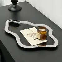 满氛中古高级感桌面杯子创意托盘卫生间椭圆香薰口红收纳盘展示盘