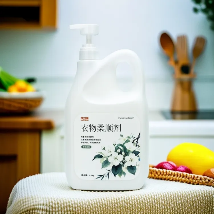 【李功南】衣物香氛柔顺剂1500g大桶装防静电持久留香衣物护理剂