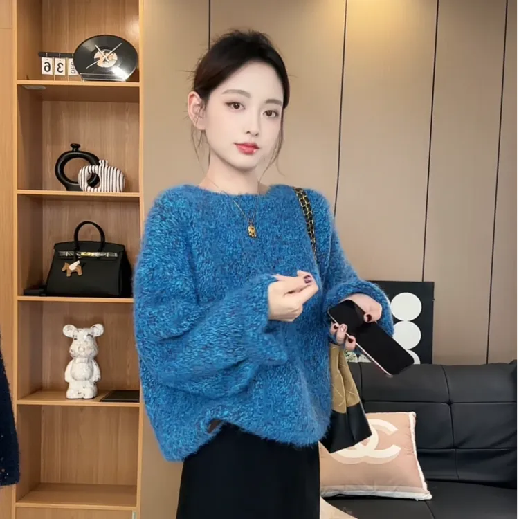 秋冬韩系休闲氛围感宽松显瘦一字领灯笼收口针织衫女