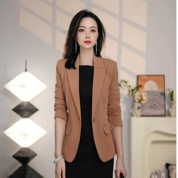 哥弟秋款修身显瘦长袖收腰简约西装外套流行时尚潮牌女装冬季穿搭