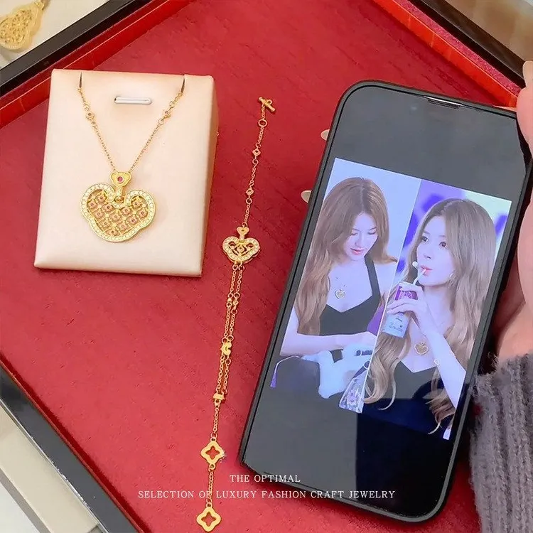 铜合金项链 许妍赵露思同款玫红钻福启如意锁包项链灵动锁骨链