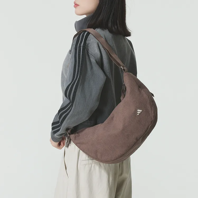 Adidas阿迪达斯男女单肩包2025新款运动休闲包斜挎包KE6636流光风