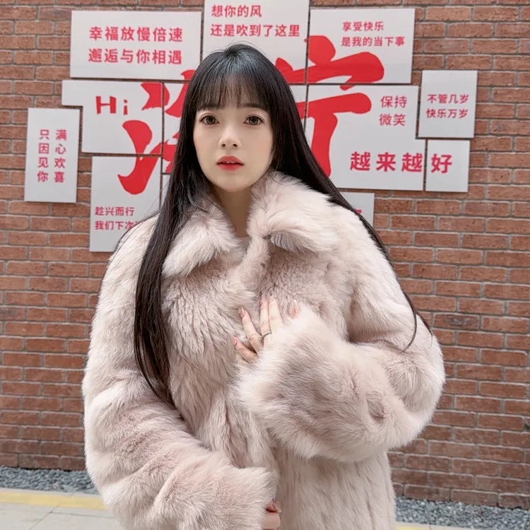 25年新款进口托斯卡纳羊毛皮毛一体冬季翻领海宁皮草女式短款外套