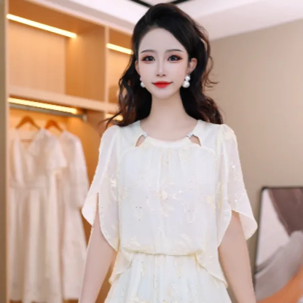 夏季改良款2025新中式设计优雅刺绣精致减龄白搭显瘦连衣裙M-4Xl