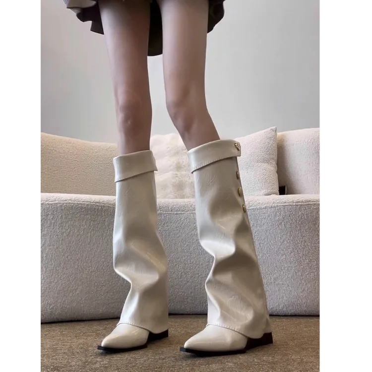 内增高~小香风尖头坡跟长筒靴女靴2025复古不过膝高筒裤管骑士靴