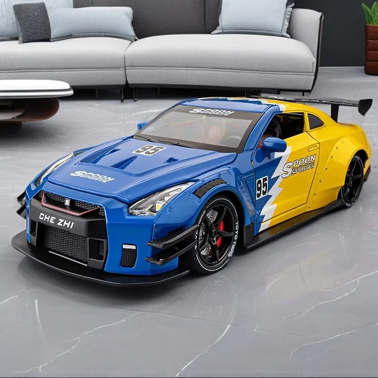 1：24日产GTR赛道版合金车模仿真喷雾汽车模型跑车赛车儿童玩具车