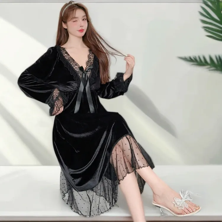 纯欲宫廷风金丝绒睡衣女秋冬季带胸垫长袖蕾丝性感睡裙黑色家居服