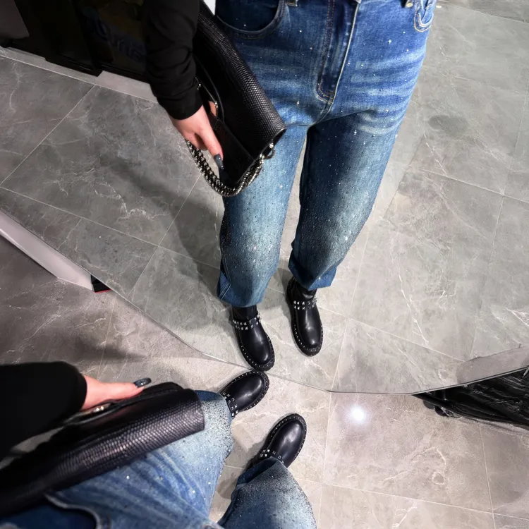 【美丽定制】冬季高级长裤高弹力牛仔裤大码胖mm烫钻渐变窄版直筒裤