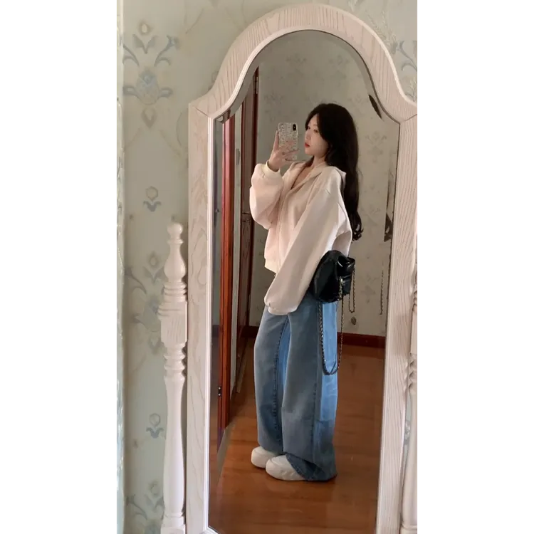 MARIE.COCO早秋oversize时尚穿搭慵懒风连帽卫衣外套女高腰牛仔裤