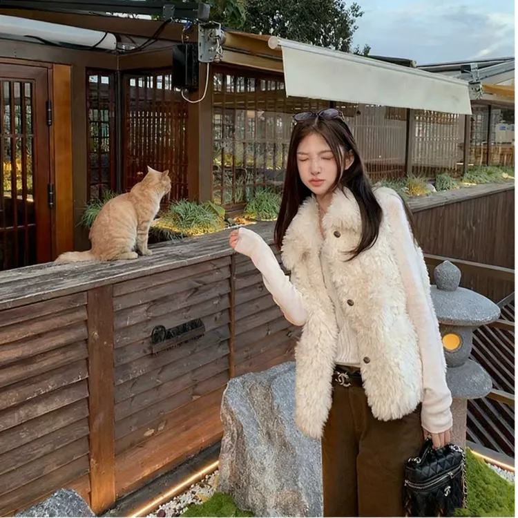 LLJ 2025  秋冬新品“小羊奶芙”_空气层环保毛毛外套马甲