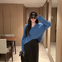 简约时尚百搭净版v领毛衣  宽松纯色慵懒风秋冬毛衣 