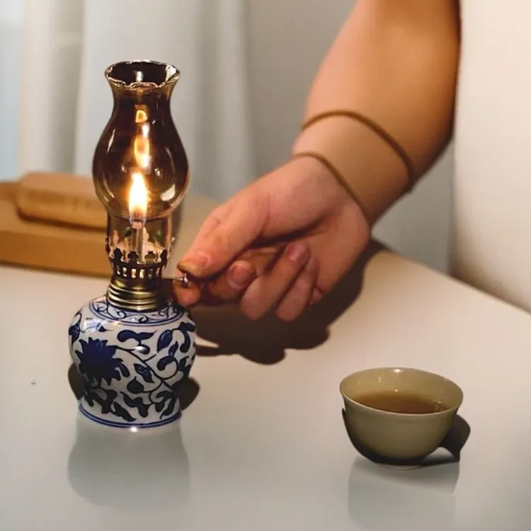 手工茶香凝陶瓷酥油灯缠枝莲荷花纹景德镇氛围灯家用摆件