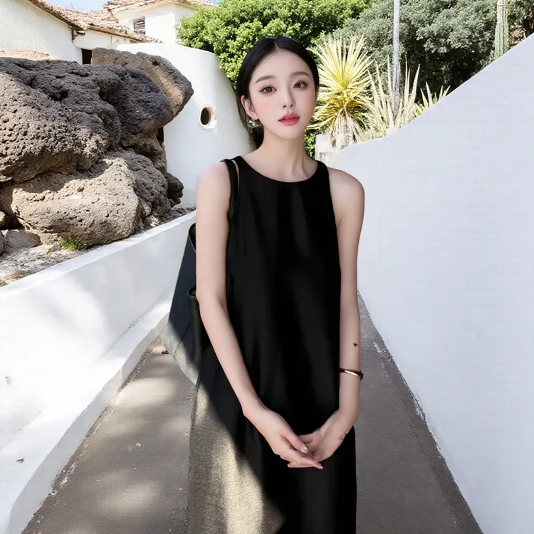  极简风时尚套装【简雾】黑色连衣裙女夏高级感显瘦气质无袖背心裙