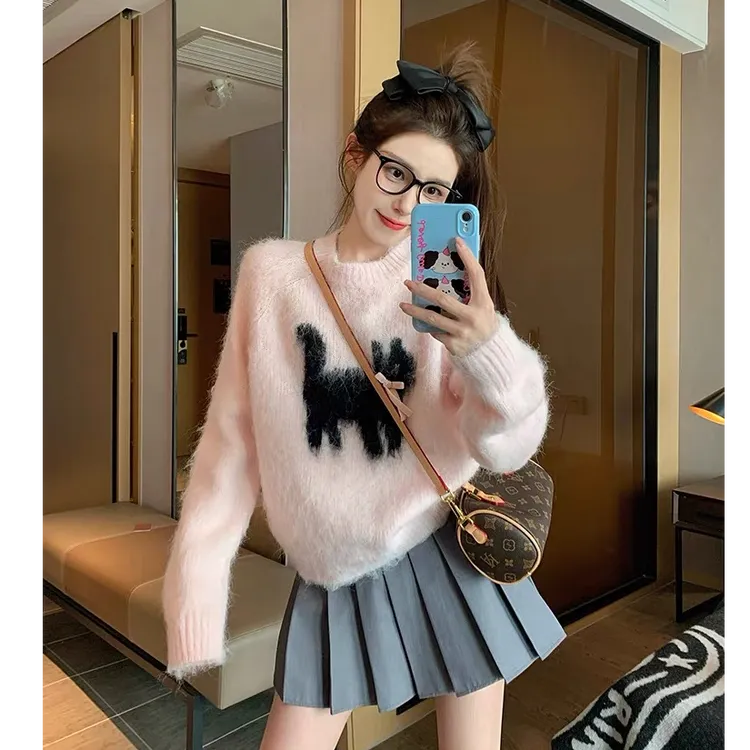 粉色毛绒绒猫咪圆领毛衣女2025新款秋冬加厚奶fufu慵懒内搭针织衫