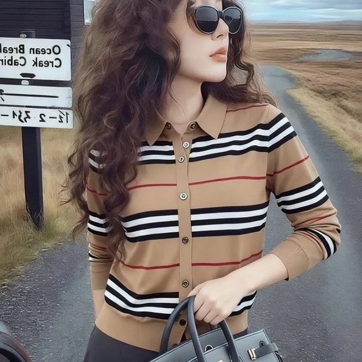[工厂直销上衣]秋冬新款卡其色条纹针织衫休闲慵懒风气质上衣8869