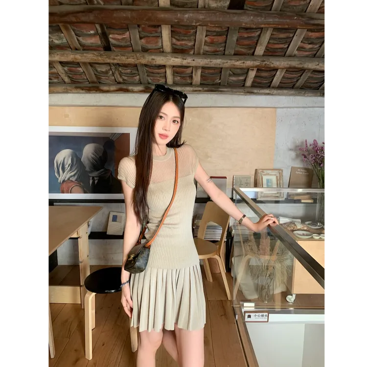 镂空短袖针织衫女气质修身上衣+a字百褶短裙半身裙套装