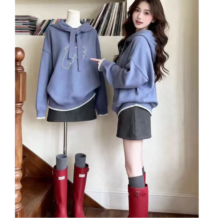 网红时尚显瘦小香风针织衫2025韩系穿搭慵懒百搭蓝色连帽针织上衣