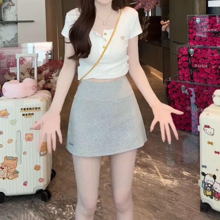 2025春夏新款设计感气质休闲T恤+百搭显瘦裤裙LK2503140