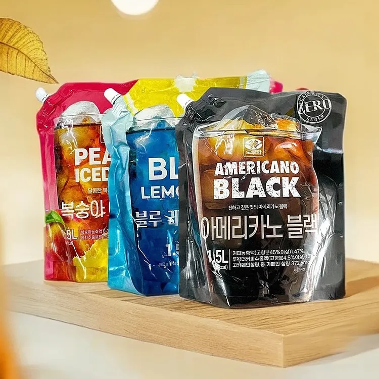 韩国进口yem牌蓝色柠檬水美式咖啡桃子冰1.5L袋装饮料  