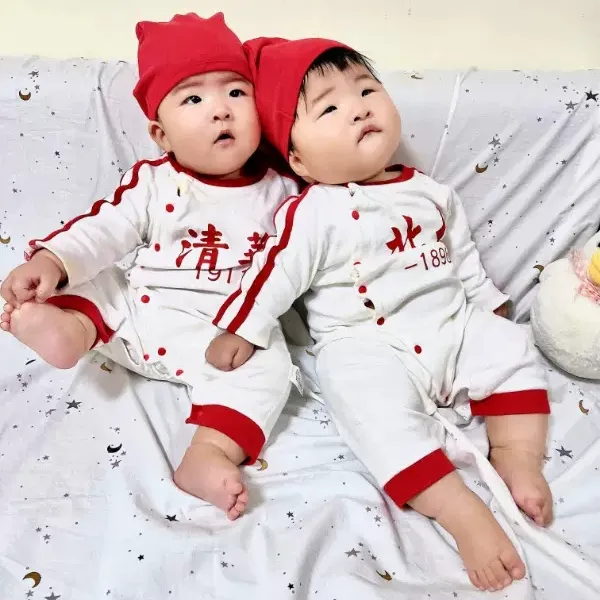 婴儿秋冬衣服满月百天宝宝加厚连体衣新生儿外出休闲棉服休闲哈衣