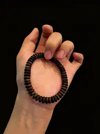 沉香越南芽庄特殊雷料白棋沉水5*8算盘珠单圈（纹理随机）