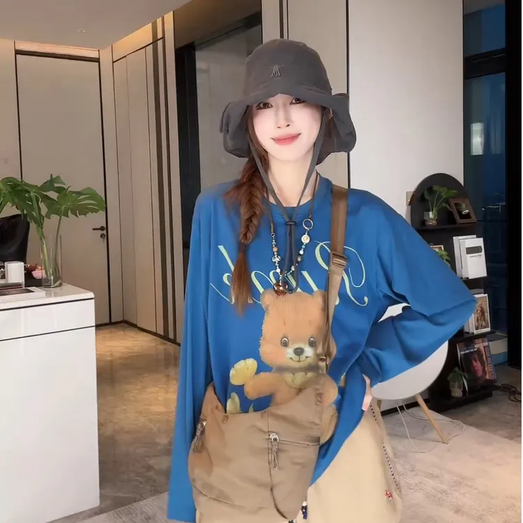 PCNY「黄花小熊」不理理冬季新款小众女装百搭圆领时尚印花长袖t恤