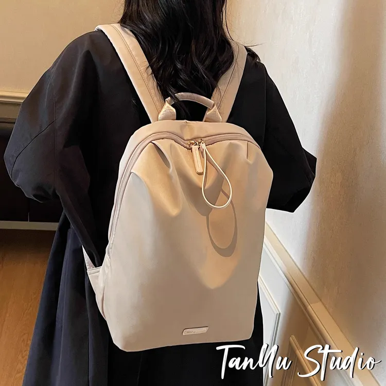 探屿轻便双肩包女士小型大学生书包经典百搭旅行背包笔记本电脑包