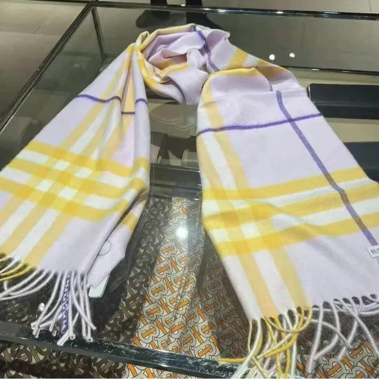 【香港直邮】Burberry博柏利 双面可用格纹羊绒围巾 80795561