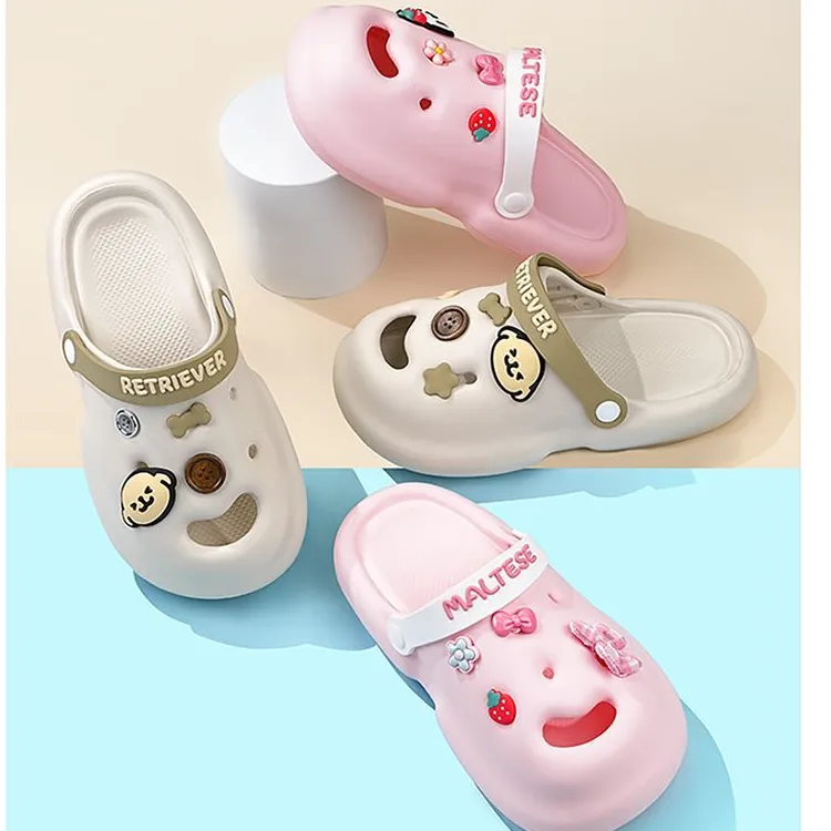 MINISO/名创优品线条小狗联名夏季洞洞拖鞋外穿防滑高颜值可爱