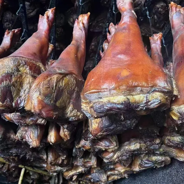 正宗四川腊猪脚柏树烟熏传统腌制整只批发
