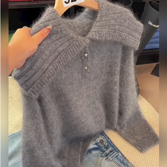 覆古慵懒风设计感超好看宽松大翻领灰色马海毛毛衣女2025秋冬新款