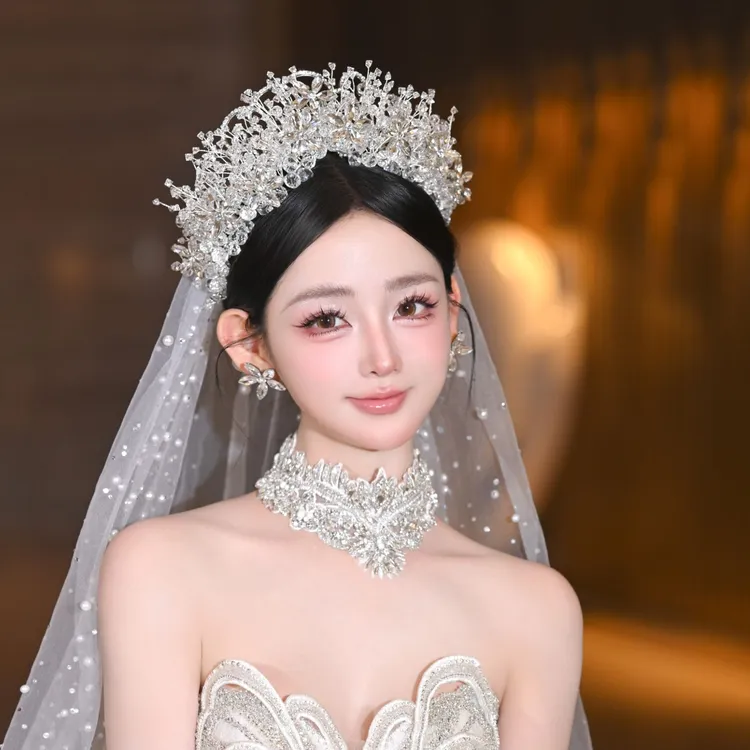 合金仿水晶婚庆饰品 01119新款新娘重工水晶皇冠立体礼服头饰