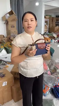织物琪老板女包2号店商品图片下单DW粉底液 发1