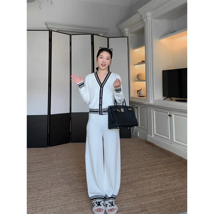 郭九九呢 气质v领撞色宽松显瘦针织衫简约束口针织裤 G925Z15143